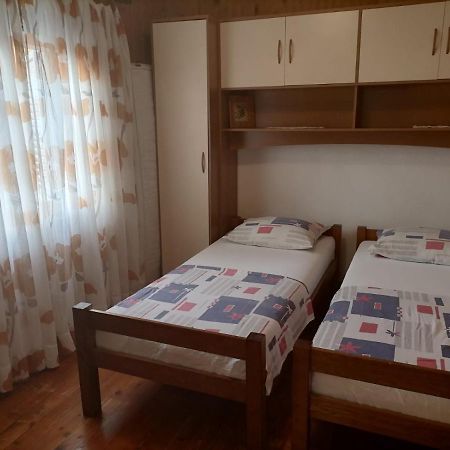 Rooms Mara Skradin Luaran gambar
