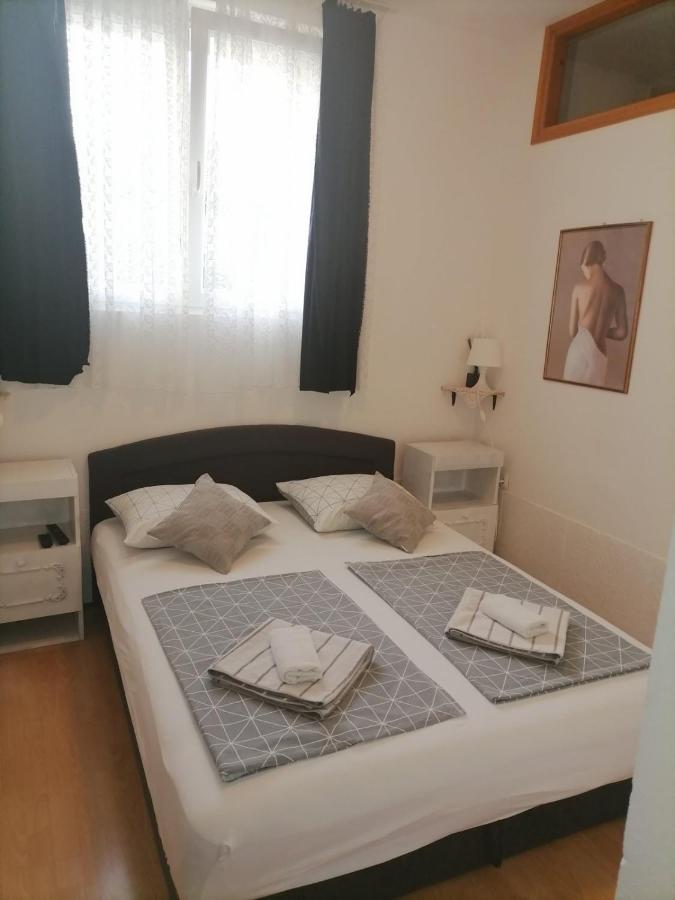 Rooms Mara Skradin Luaran gambar