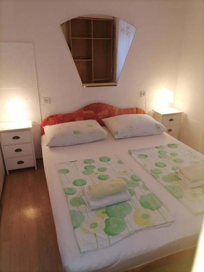 Rooms Mara Skradin Luaran gambar