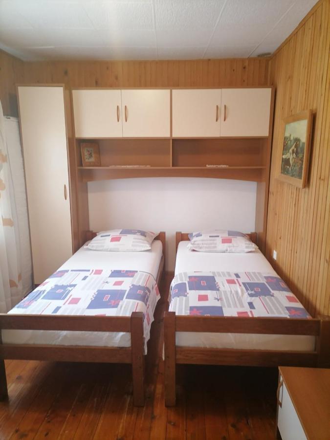 Rooms Mara Skradin Luaran gambar